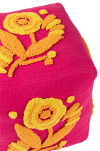 J-LINE POEF VIERKANT BLOEM KATOEN ROZE/ORANJE/GEEL