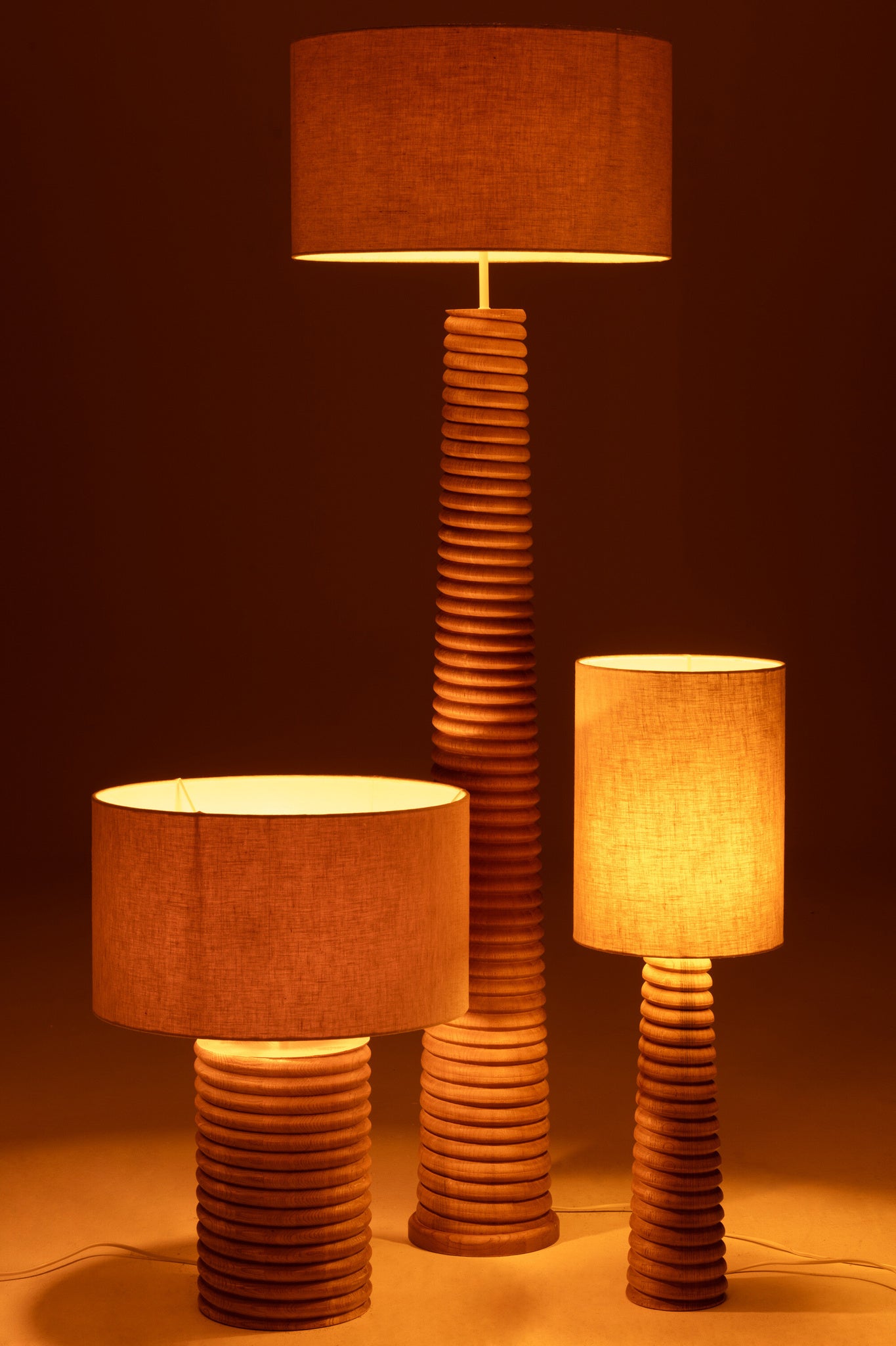 Brede gegroefde tafellamp van ailanthushout, naturel/grijs