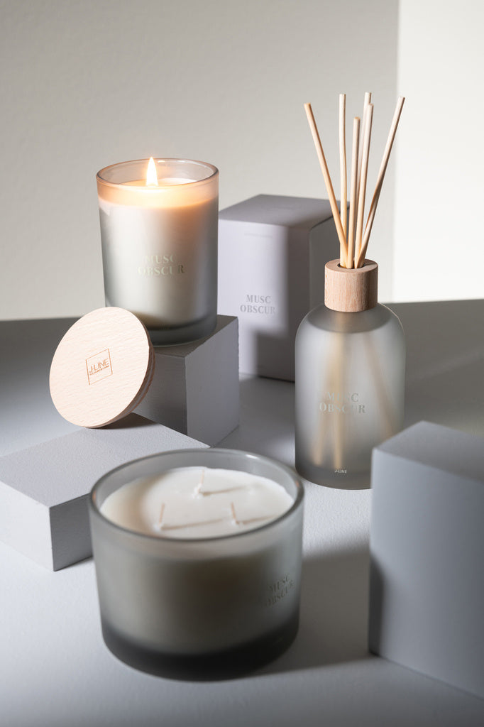 J-LINE GEURSTOKJES ACCORDS ESSENTIELS – MUSC OBSCUR 250ML