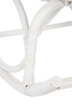 Witte rotan schommelstoel
